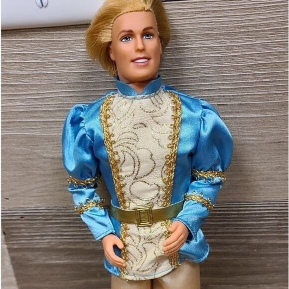PRINCE STEFAN TALKING KEN DOLL - BARBIE IN RAPUNZE - Picture 3 of 8